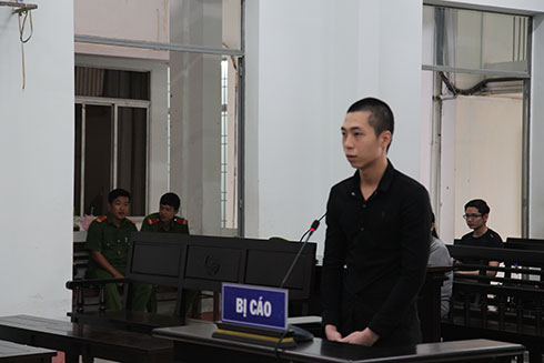 Xích mích trong bữa nhậu, người chết, kẻ vào tù