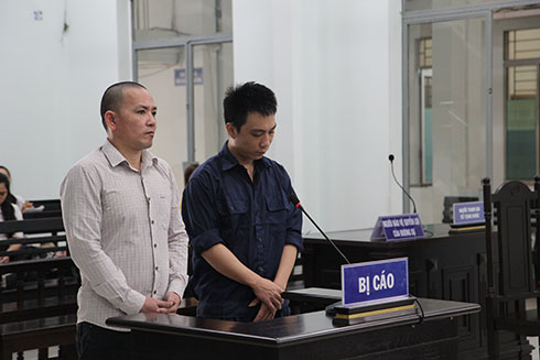 Giữ xe của gian phu làm bằng chứng