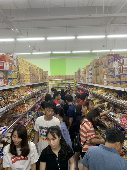 Shelves of instant noodle and dry food are full of customers