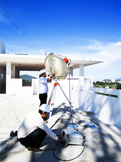 Quản lý, sử dụng hiệu quả tần số vô tuyến điện