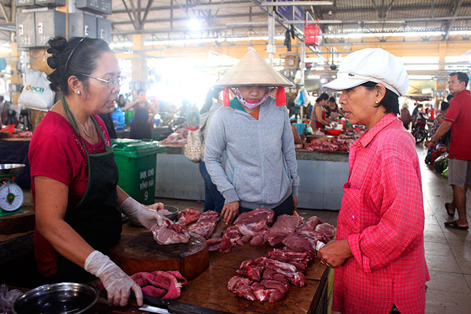 Chỉ trong tháng 10, giá thịt heo đã tăng gần 20.000 đồng/kg.
