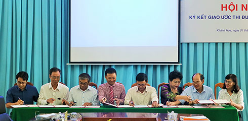 Khối thi đua các trường đại học, cao đẳng tỉnh: Ký kết giao ước thi đua