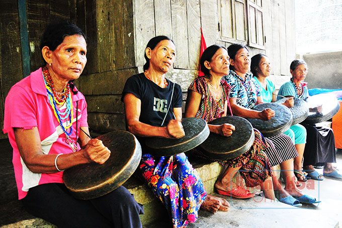 Tiếng thở dài trên non