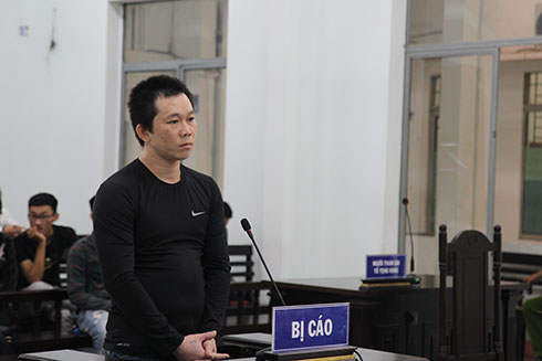 Bắn người chào hỏi vì... tưởng định gây sự!