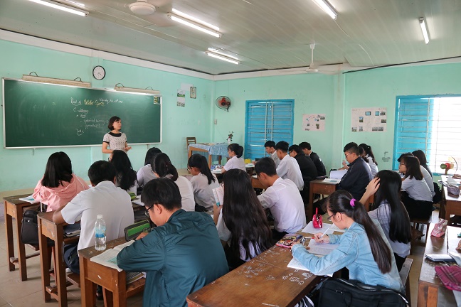 Học sinh, sinh viên toàn tỉnh Khánh Hòa nghỉ học ngày 10 và 11-11