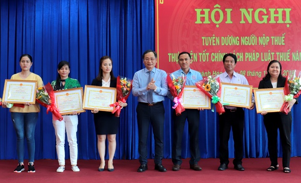 Cục Thuế tỉnh Khánh Hòa: Tuyên dương người nộp thuế