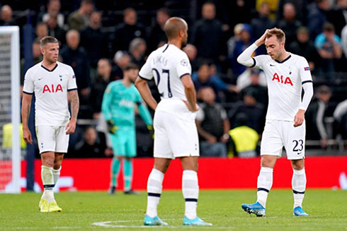 Người hâm mộ Tottenham kỳ vọng đội bóng của họ có thể vượt qua khủng hoảng sau trận thắng đậm tại Champions League vừa qua.