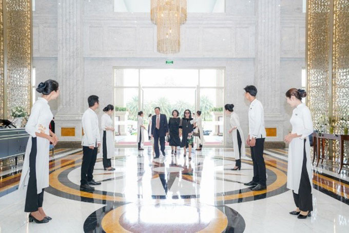 Bật mí bí mật hậu trường đám cưới siêu sang của Đông Nhi – Ông Cao Thắng tại Vinpearl Phú Quốc