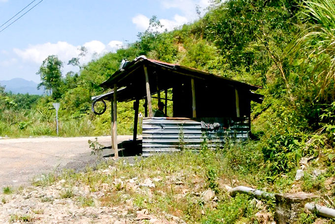 Chòi võng miễn phí trên đèo Khánh Lê