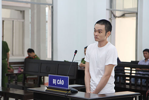 Đi bar, đánh người suýt chết