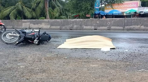 Bị xe container cán, 1 phụ nữ tử nạn