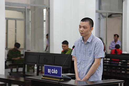 Nguyên kế toán chiếm đoạt hơn 8 tỷ đồng