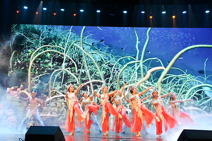 Bắt nhịp đời sống nghệ thuật hiện đại