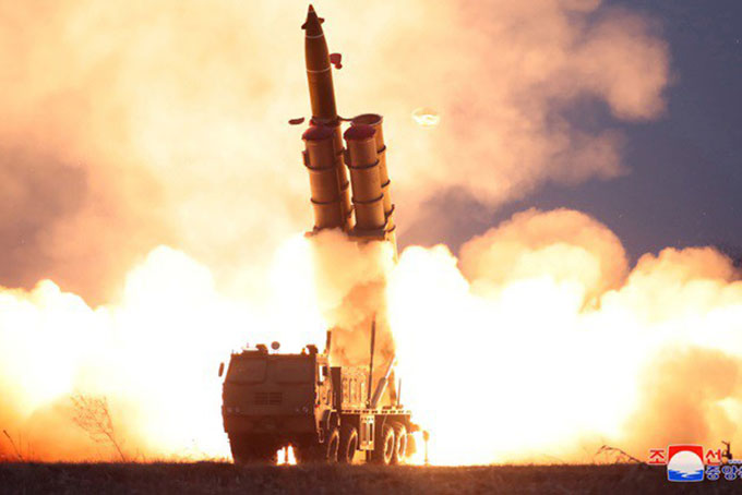 Quốc tế phản ứng việc Triều Tiên thử tên lửa từ bệ phóng siêu lớn