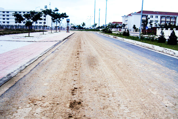 Cát phủ mặt đường