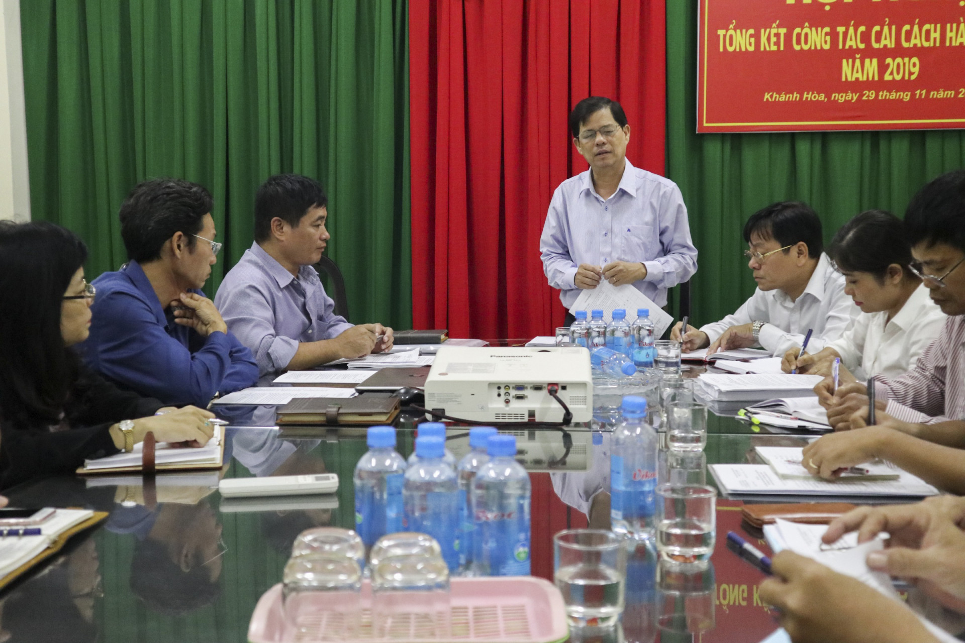 Ông Nguyễn Tấn Tuân phát biểu chỉ đạo tại buổi làm việc.