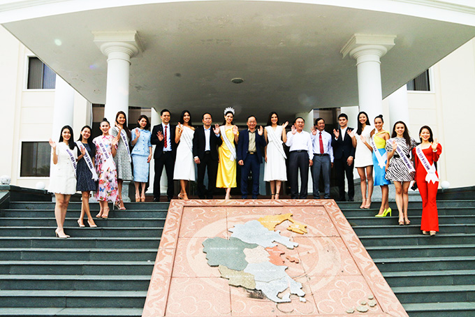 Lãnh đạo tỉnh Khánh Hòa gặp mặt Hoa hậu Hoàn vũ Việt Nam năm 2019