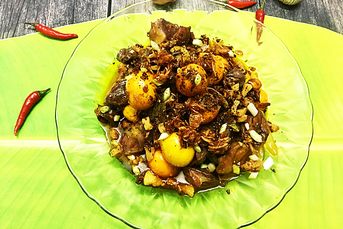 Lòng gà trứng non cháy tỏi