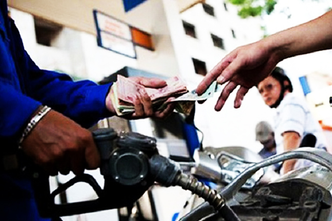 Giá xăng giảm nhẹ sau 2 lần tăng liên tiếp