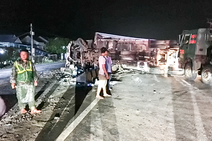Một vụ tai nạn giao thông nghiêm trọng trên Quốc lộ 1 đoạn qua xã Ninh An (tháng 9-2019).