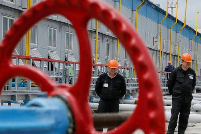 Nga và Ukraine đồng ý cùng từ bỏ yêu sách về khí đốt