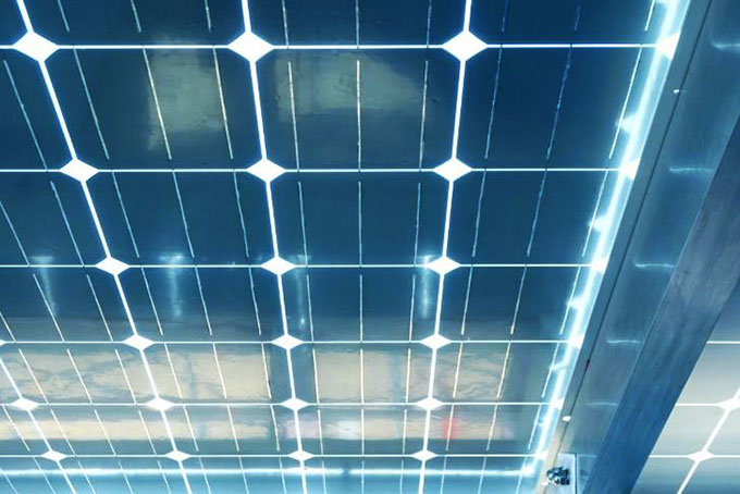 Hàn Quốc phát triển các tấm pin mặt trời trong suốt