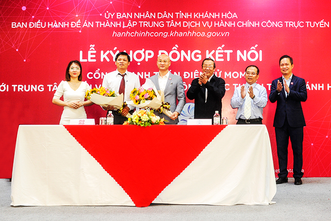 Trung tâm Dịch vụ hành chính công trực tuyến tỉnh: Gỡ vướng về biên lai điện tử