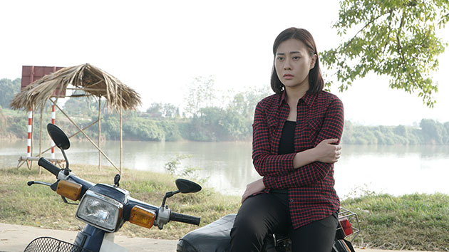 Nữ diễn viên Phương Oanh với tạo hình nhân vật khác biệt.