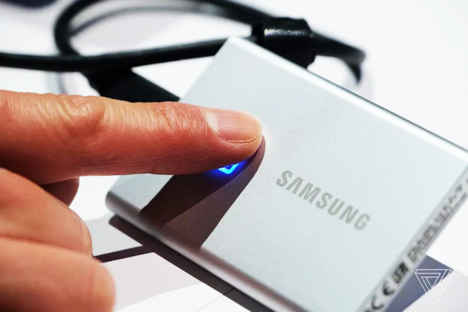 Samsung ra mắt ổ cứng SSD bảo mật dấu vân tay