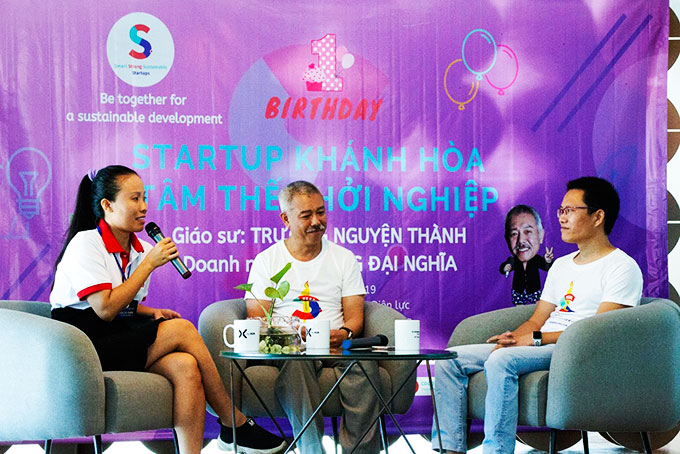 Một buổi chia sẻ kinh nghiệm về khởi nghiệp  cho startup của các cố vấn, doanh nhân.