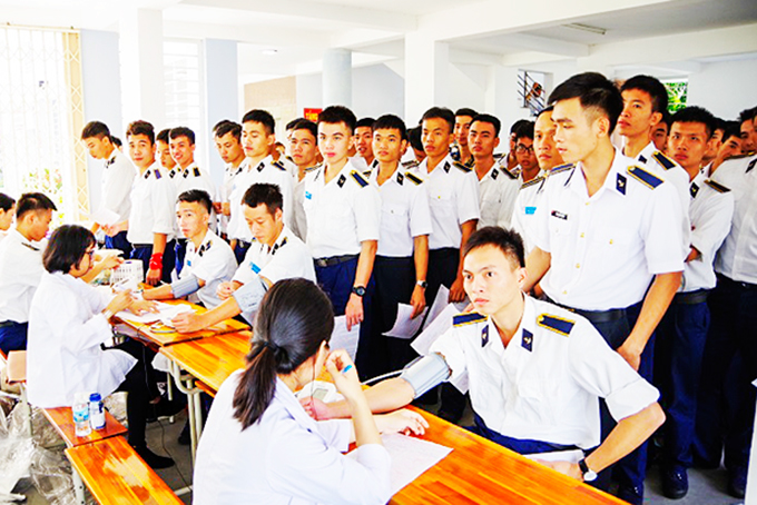 Hơn 600 cán bộ, đoàn viên tham gia hiến máu