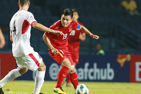 Độ chênh giữa 2 lứa cầu thủ