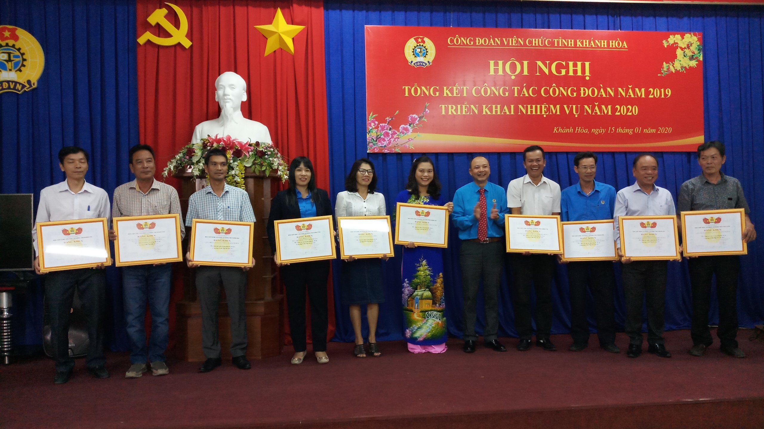 Công đoàn viên chức tỉnh: Thực hiện các hoạt động xã hội, tình nghĩa gần 1 tỷ đồng