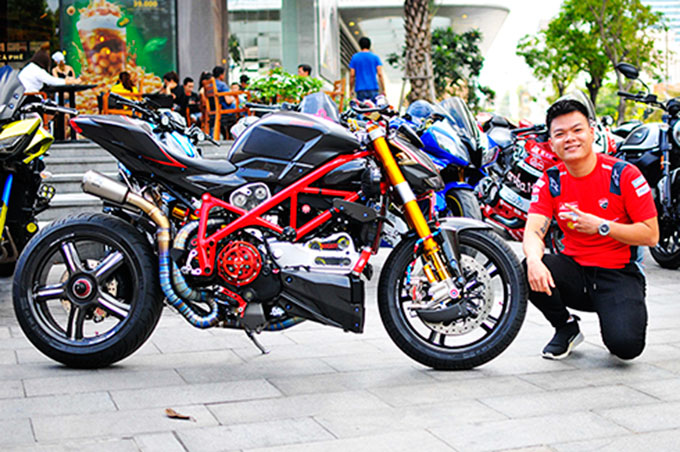 Chiếc xe Ducati Street Fighter S của anh  Lưu Đại Thông được nâng cấp có giá hơn 2,3 tỷ đồng.