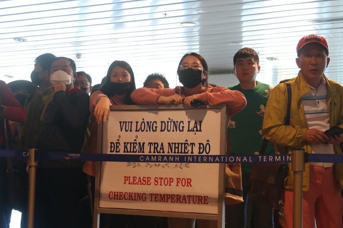 Trung Quốc tạm ngừng đưa khách đoàn đến Khánh Hòa từ 28-1