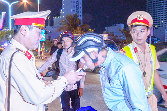 Đẩy mạnh thực hiện Luật Phòng, chống tác hại của rượu, bia