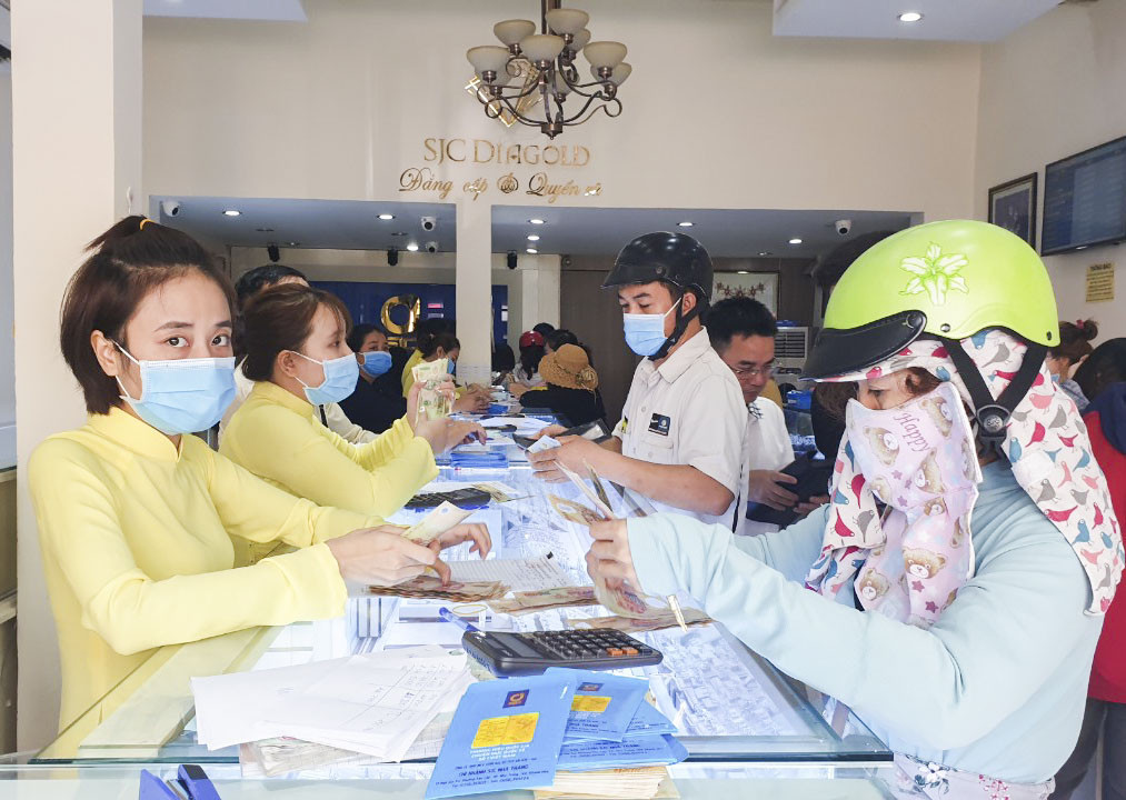 Ước tính Chi nhánh SJC Nha Trang sẽ bán cho khoảng 2.000 khách trong ngày vía thần tài.