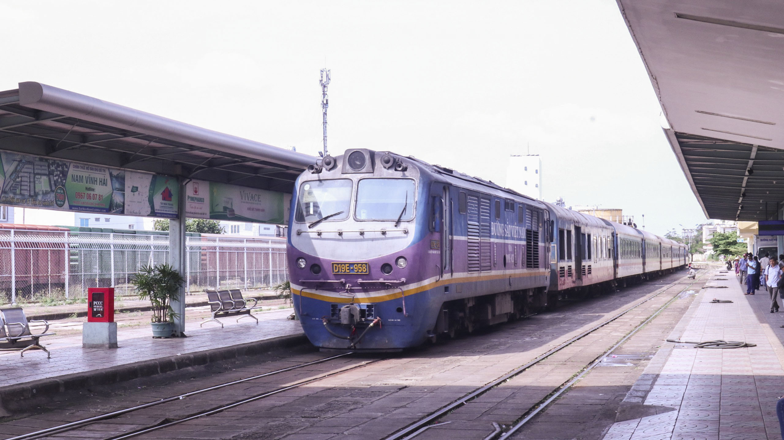 Điều chỉnh giá vé một số tàu khách