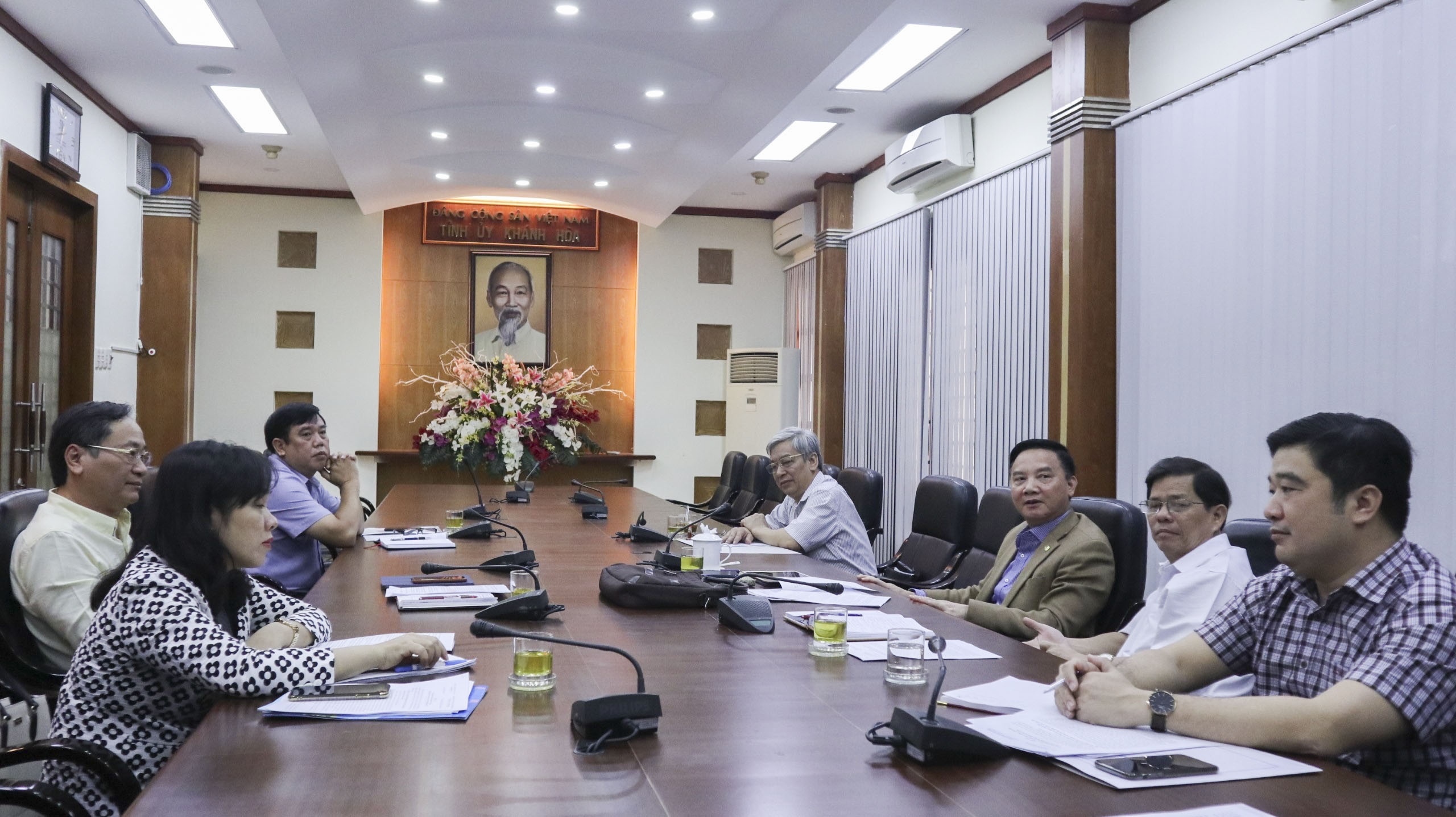 Thường trực Tỉnh ủy Khánh Hòa làm việc với Ban Cán sự Đảng UBND tỉnh