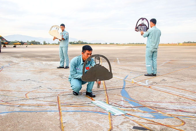 Nâng cao chất lượng đào tạo phi công quân sự