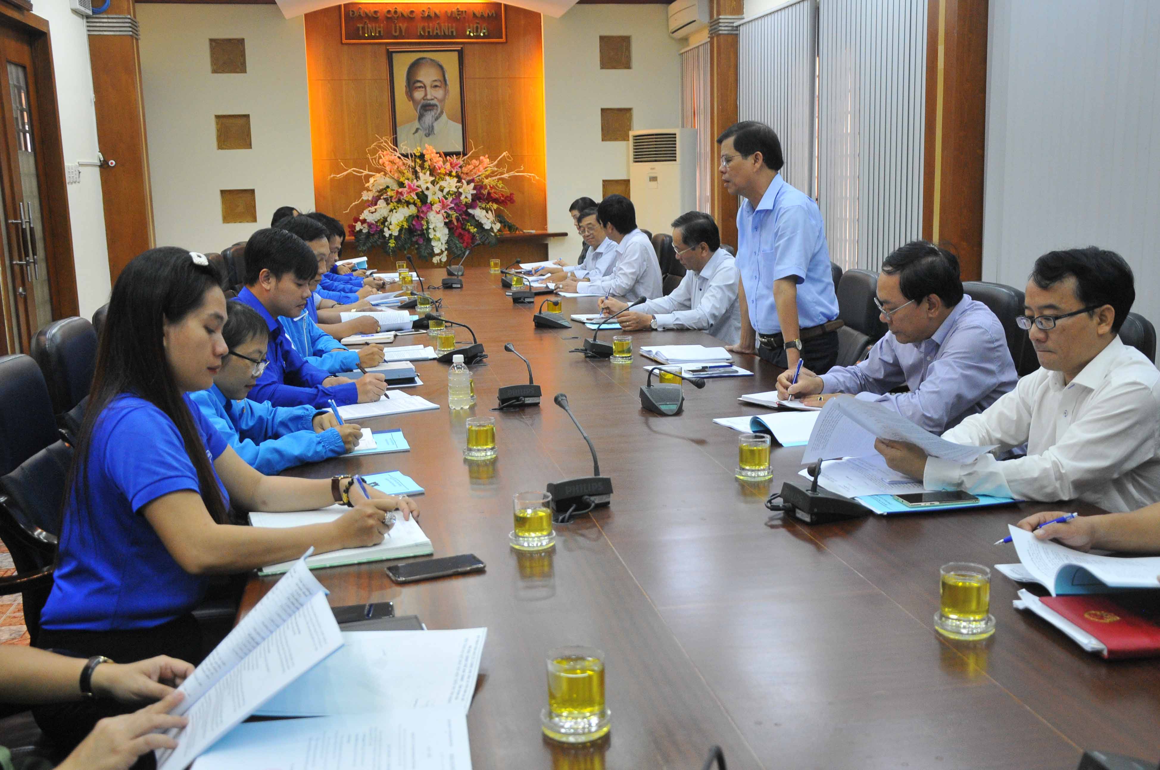 Thường trực Tỉnh ủy Khánh Hòa làm việc với Ban Thường vụ Tỉnh đoàn