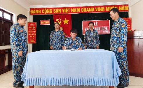 Các đơn vị trên đảo Tiên Nữ ký kết giao ước thi đua năm 2020.