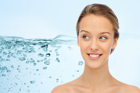 Những cách nạp nước cho cơ thể mà không cần phải... uống nước