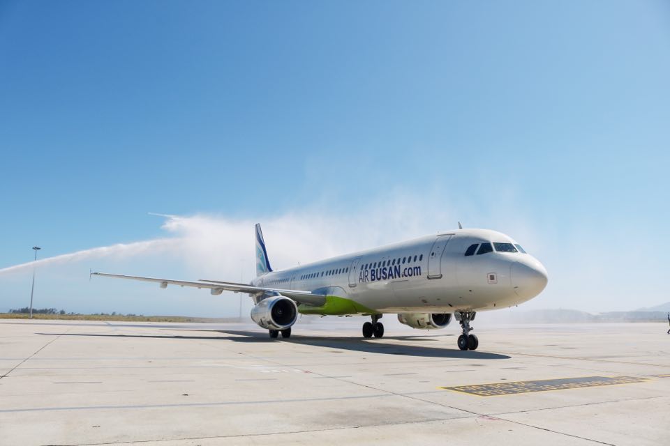 Khánh Hòa đón 16-17 chuyến bay từ Hàn Quốc đến Cam Ranh mỗi ngày