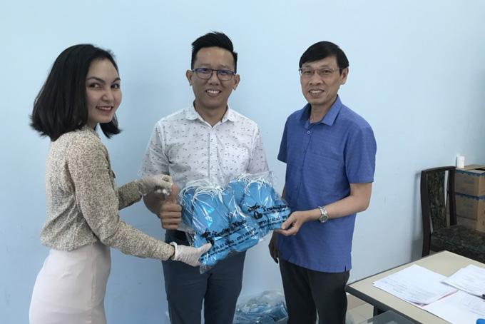 Cloth face masks offered to 3-5 star standard hotels