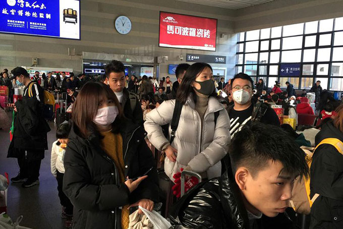 Trung Quốc thừa nhận Covid-19 có thể lây qua "khí dung"