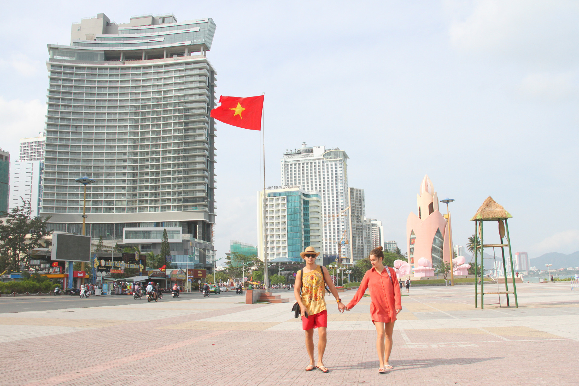 Dịch Covid-19 đã làm lượng khách du lịch đến Nha Trang - Khánh Hòa giảm mạnh