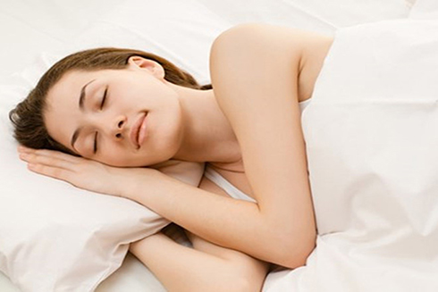 Nếu bạn thực sự muốn giảm cân, cần ngủ từ 7 đến 9 tiếng mỗi đêm. Ảnh minh họa: Shutterstock