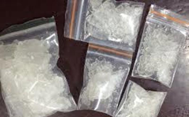 Giấu gần 0,5kg ma túy đá trong nhà vệ sinh