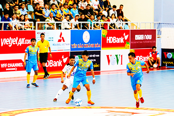 Teams competing in National HDBank Futsal Championship 2019 held in Nha Trang